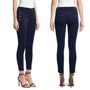 J Brand Zion Mid Rise Jeans in Black Iris
Size 30